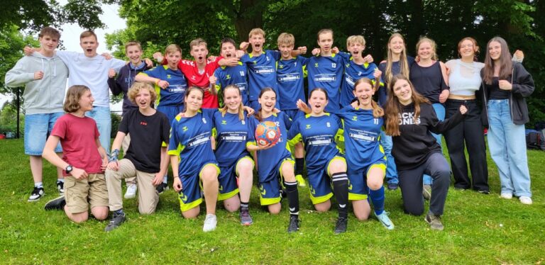 Vizemeisterschaft im Nachhaltigkeitswettbewerb für die 8a