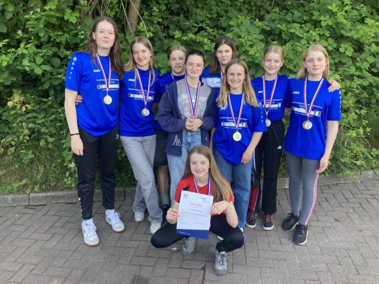Landessieg für die Schwimmerinnen der LG