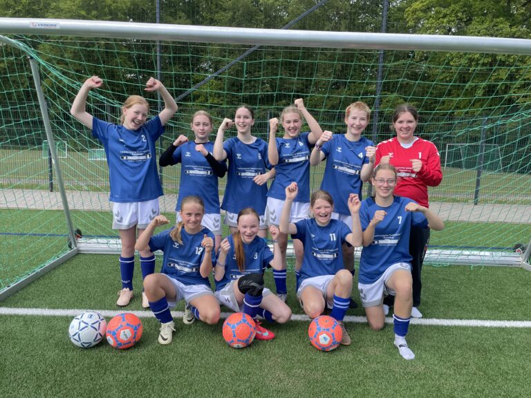 LG Fußballerinnen (U15) qualifizieren sich für das Bezirksfinale