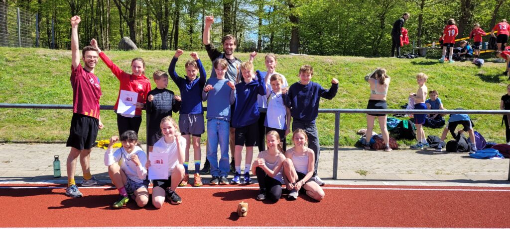 LG Läuferinnen und Läufer qualifizieren sich für den Helgoland Staffelmarathon